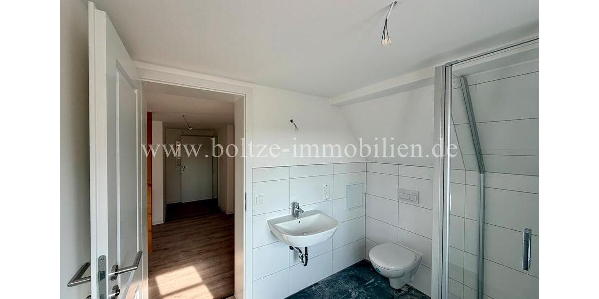 Dachgeschoßwohnung Naumburg (Saale) - 2 Zimmer, 44 m&sup2;, 310&euro; | Angebot:25806754