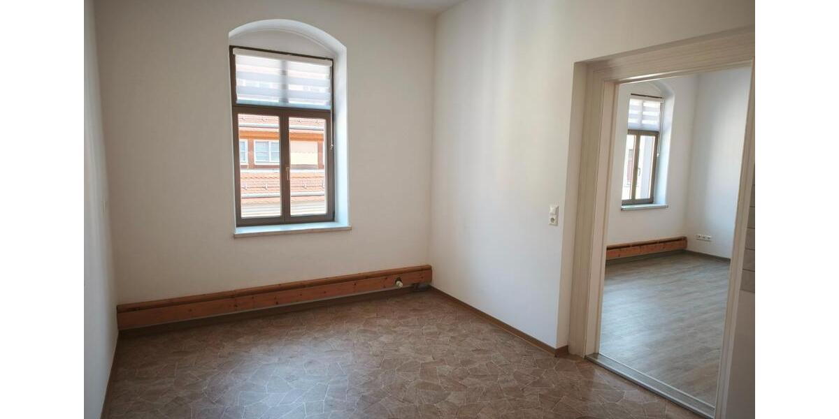 Etagenwohnung Pirna - 2 Zimmer, 66 m&sup2;, 475&euro; | Angebot:26699298