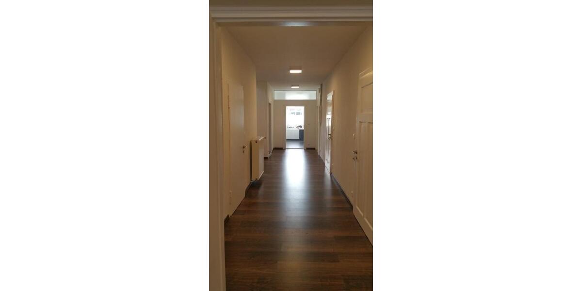 Erdgeschoßwohnung Nienburg (Weser) - 6 Zimmer, 225 m&sup2;, 230&euro; | Angebot:24768507