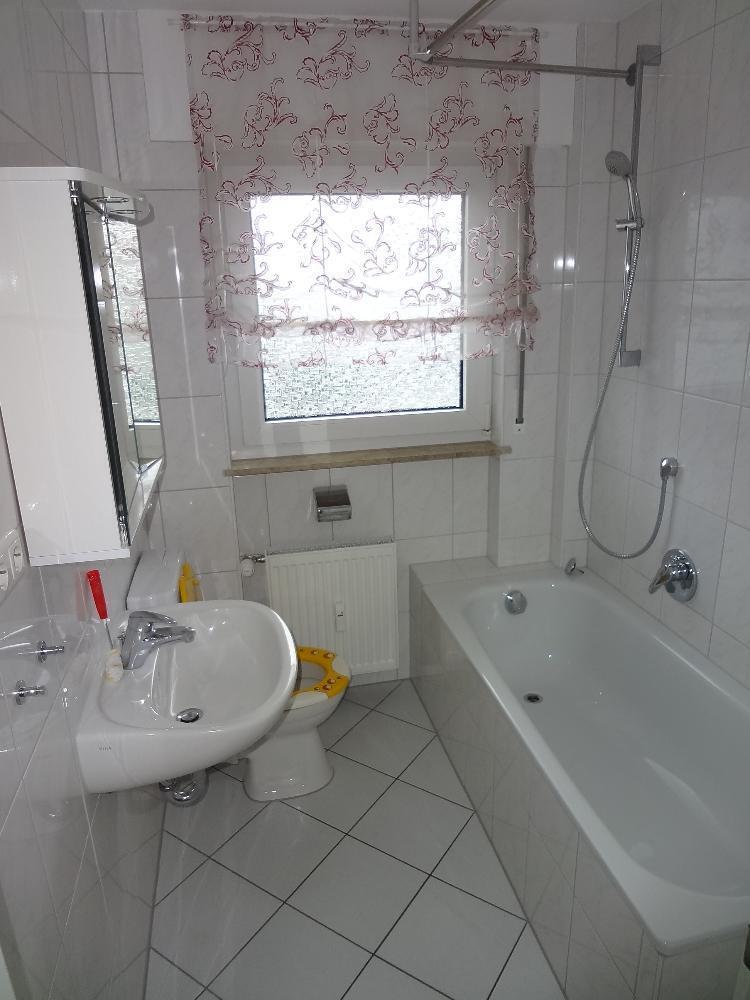 3 ZKBB* tgl. Wannenbad* max. 1-3 Pers.Süd-West-Balkon* Markise* tgl.-Wannenbad* Sat* Pfungstadt