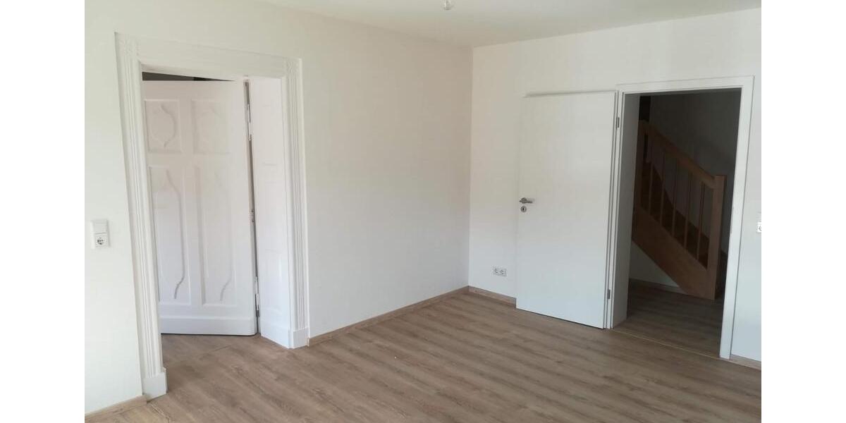 Dachgeschoßwohnung Breitenworbis - 4 Zimmer, 92 m&sup2;, 598&euro; | Angebot:26536282