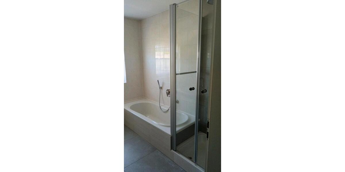 Etagenwohnung Hösbach - 3 Zimmer, 75 m&sup2;, 950&euro; | Angebot:26694026