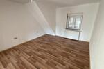 Dachgeschoßwohnung Eisenberg (Pfalz) - 3 Zimmer, 110 m&sup2;, 1.100&euro; | Angebot:25902441