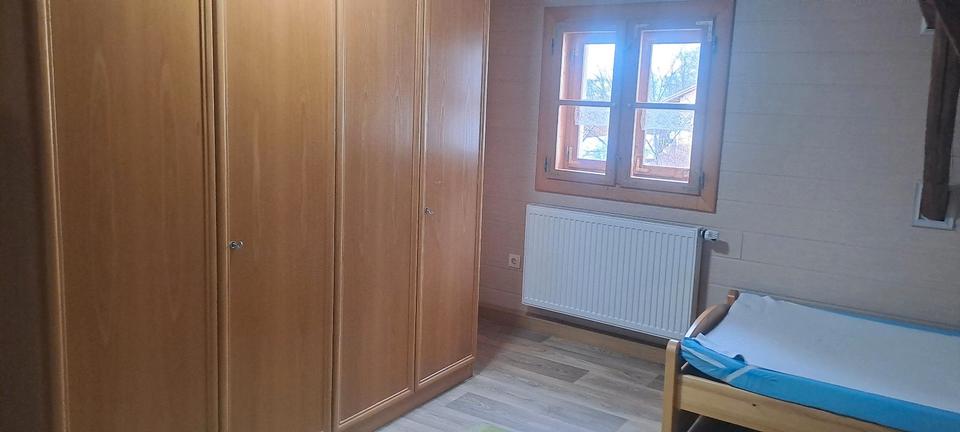 Wohnen auf Zeit Adlkofen - 4 Zimmer, 20 m&sup2;, 430&euro; | Angebot:24702316