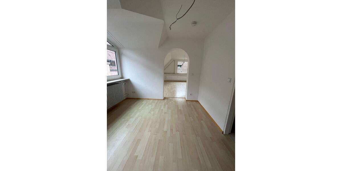 Etagenwohnung Nürnberg Lorenz - 2 Zimmer, 96 m&sup2;, 850&euro; | Angebot:24517357