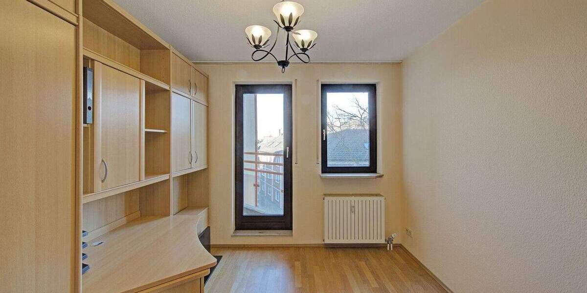 Etagenwohnung Dortmund Mitte - 3 Zimmer, 93 m&sup2;, 980&euro; | Angebot:24138483