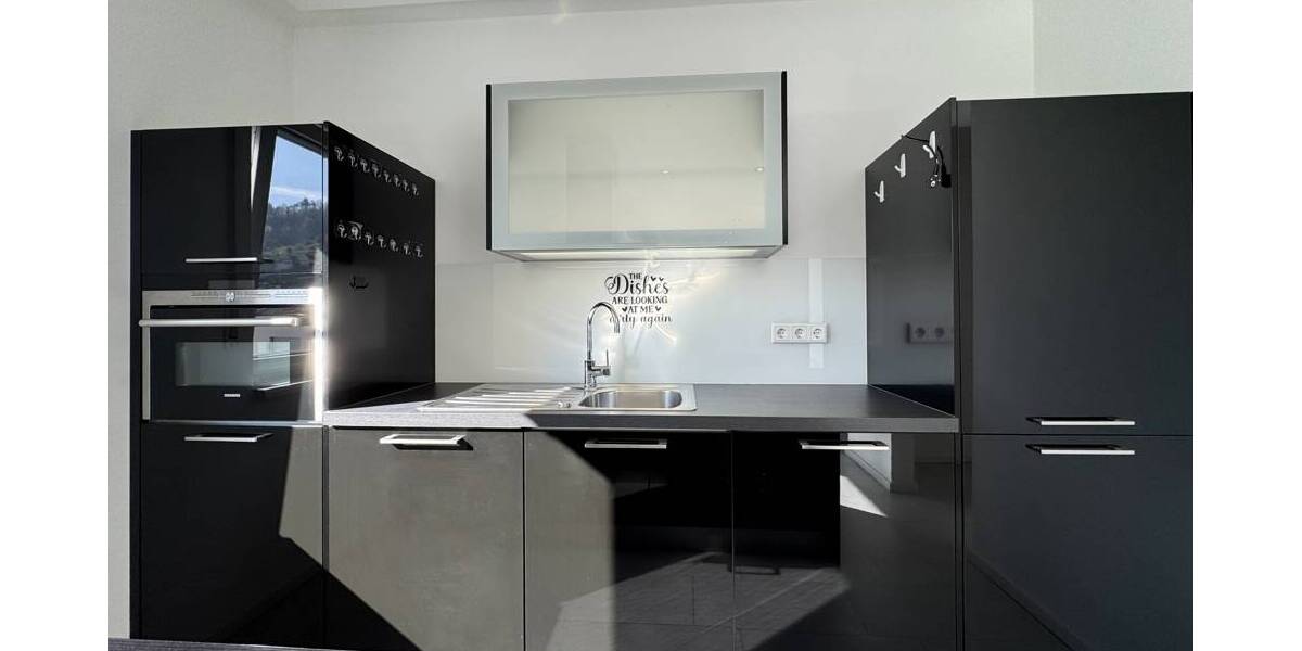 Etagenwohnung Heppenheim - 2 Zimmer, 93 m&sup2;, 1.150&euro; | Angebot:26065995