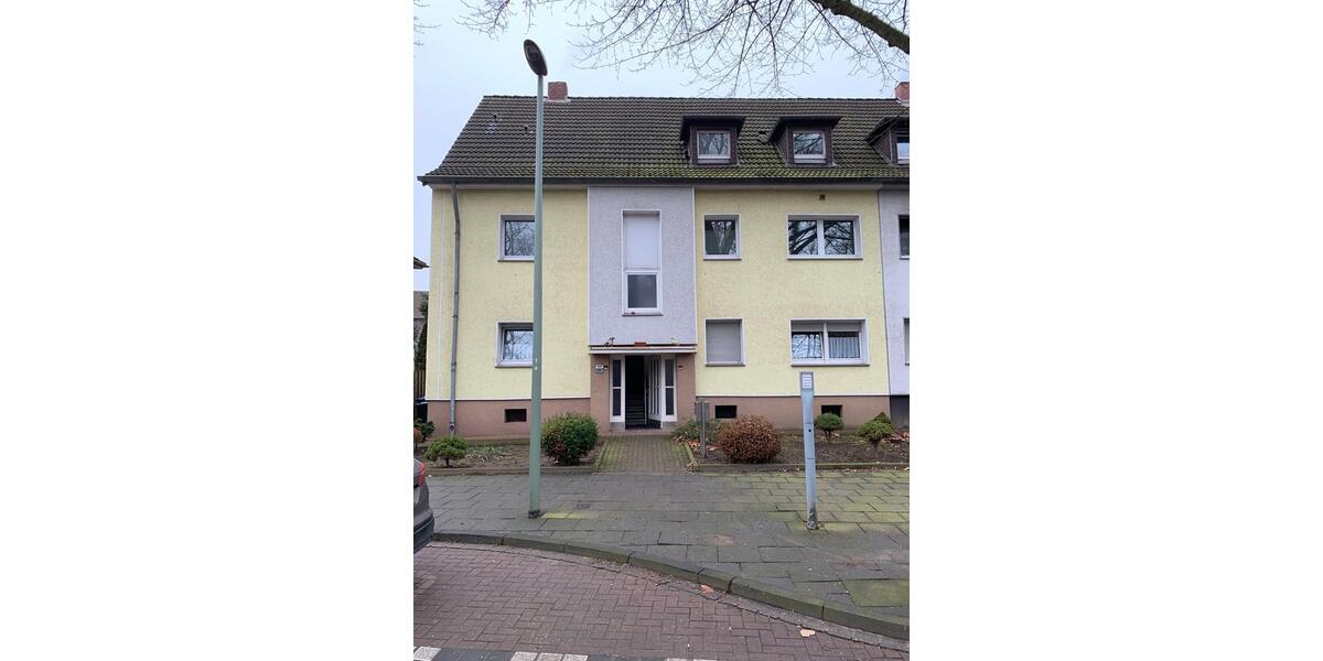 Etagenwohnung Duisburg Hamborn - 7 Zimmer, 175 m&sup2;, 1.350&euro; | Angebot:25267763