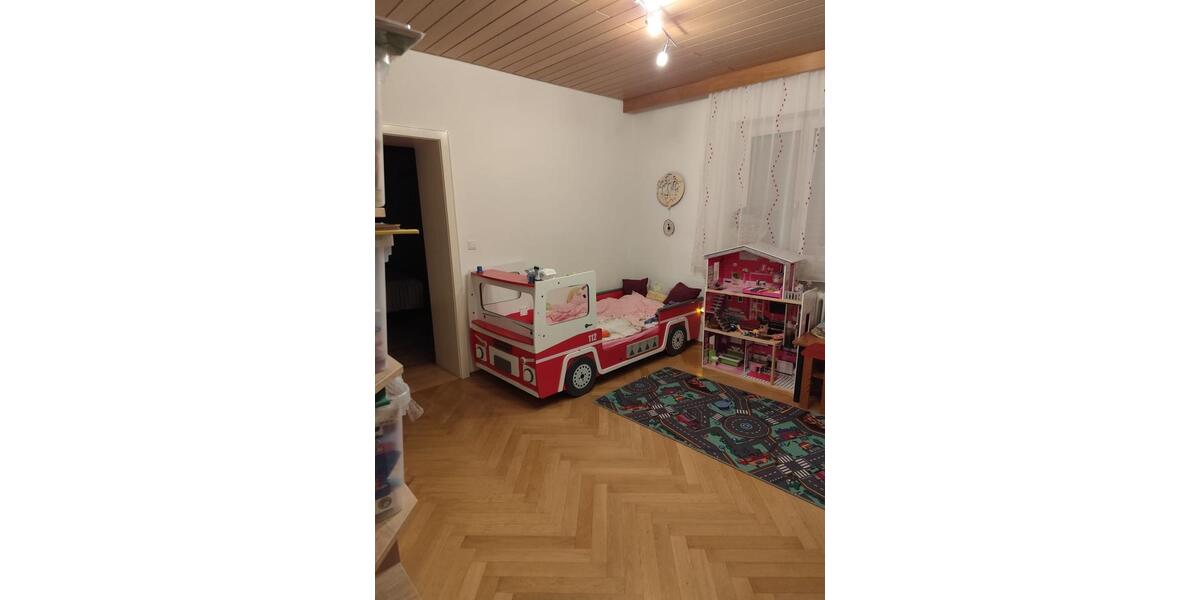 Erdgeschoßwohnung Kulmbach Blaich - 4 Zimmer, 90 m&sup2;, 1.000&euro; | Angebot:26639970