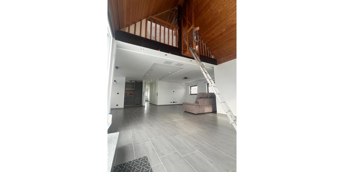 Dachgeschoßwohnung Limburg an der Lahn - 3 Zimmer, 105 m&sup2;, 830&euro; | Angebot:24695299