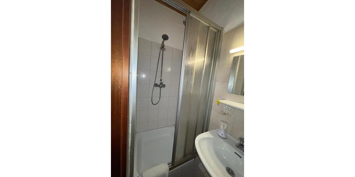 Etagenwohnung Rüsselsheim am Main - 1 Zimmer, 50 m&sup2;, 18&euro; | Angebot:26516595