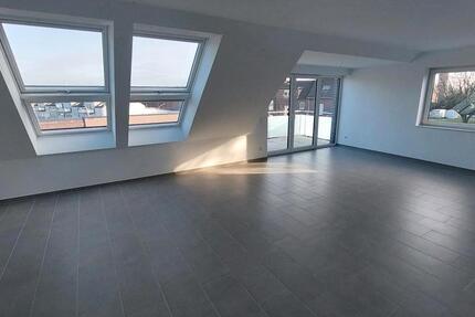 moderne Dachgeschosswohnung 99 qm in Stadtrandlage 3 zimmer