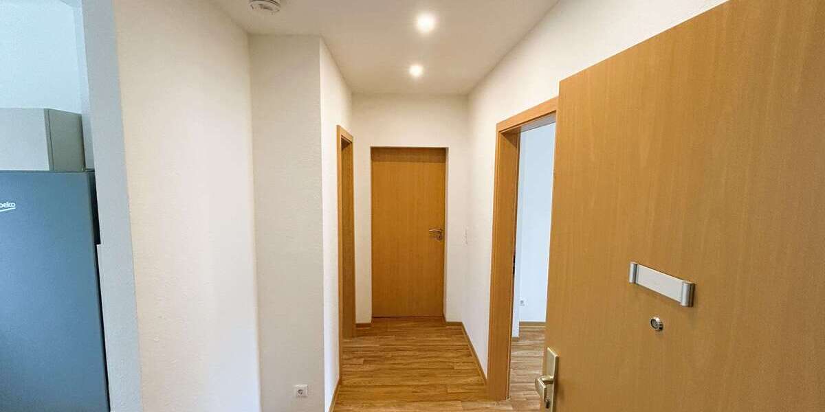 Etagenwohnung Wurzen Altstadt - 2.5 Zimmer, 59 m&sup2;, 365&euro; | Angebot:26119392