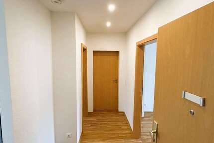 Wohnung Wurzen Altstadt - 2.5 Zimmer, 59 m&sup2;, 365&euro; | Angebot:26119392