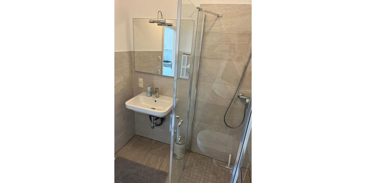 Dachgeschoßwohnung Schmelz - 3 Zimmer, 30 m&sup2;, 450&euro; | Angebot:26293945