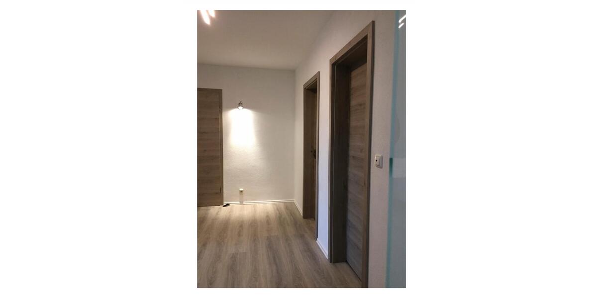 Helle, schöne Wohnung, 3,5 Zi., EBK, Balkon, in 96369 Weißenbrunn 3.5 zimmer