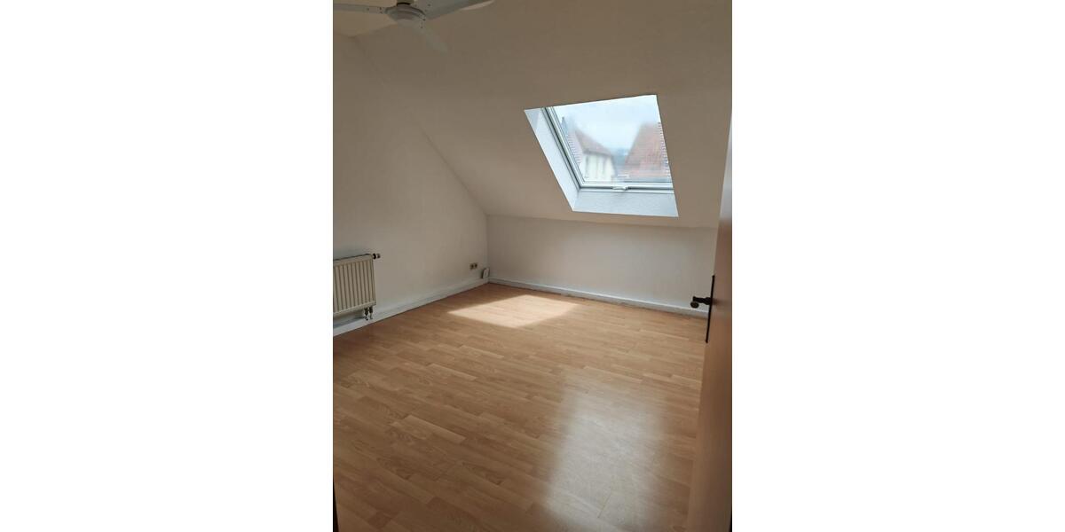 Dachgeschoßwohnung Albstadt - 3.5 Zimmer, 64 m&sup2;, 800&euro; | Angebot:24717660