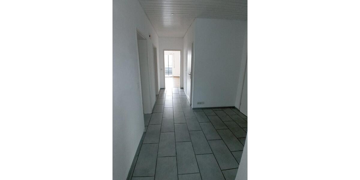 Erdgeschoßwohnung Vöhl - 3 Zimmer, 69 m&sup2;, 600&euro; | Angebot:26067432