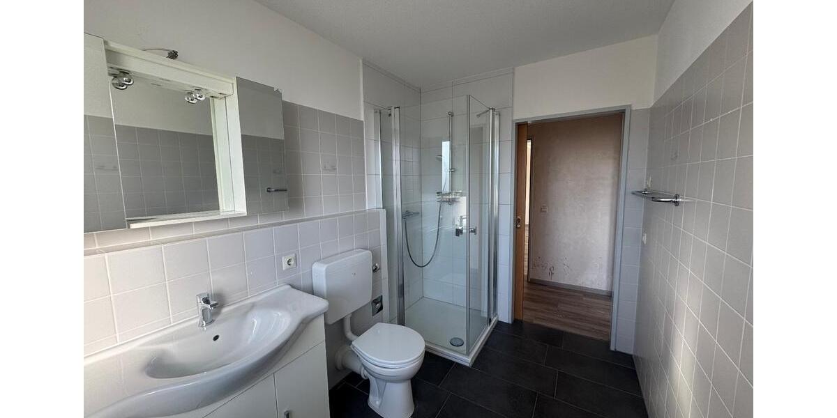 Etagenwohnung Meinerzhagen - 2 Zimmer, 62 m&sup2;, 334&euro; | Angebot:25097993