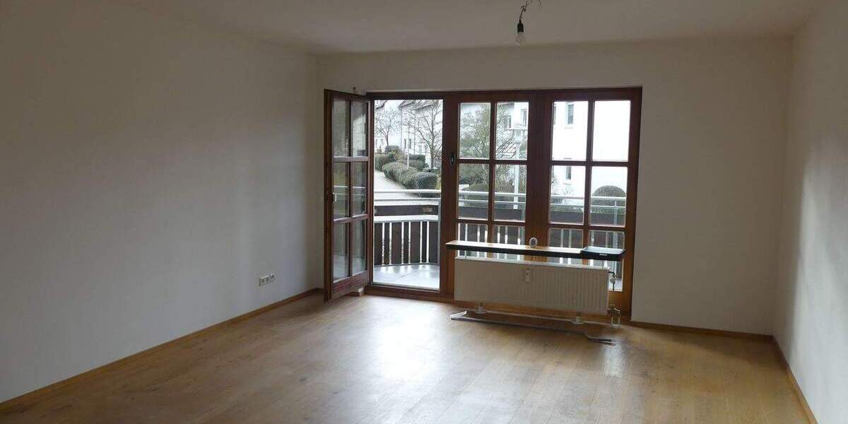 Etagenwohnung Roßtal - 2 Zimmer, 60 m&sup2;, 580&euro; | Angebot:25743068