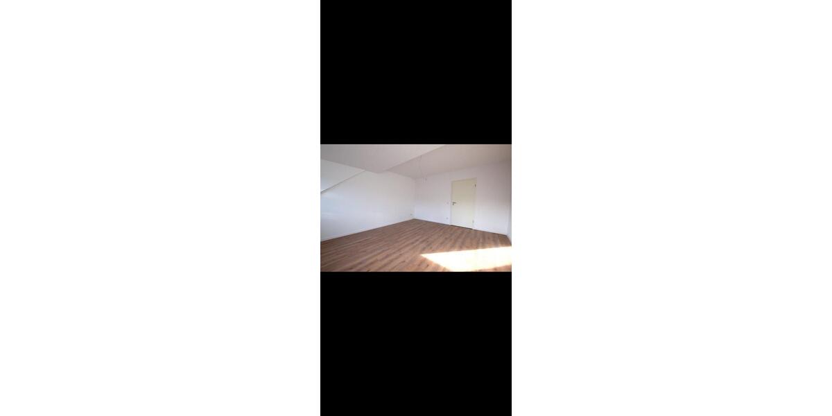 Dachgeschoßwohnung Vlotho - 2 Zimmer, 59 m&sup2;, 515&euro; | Angebot:26341698