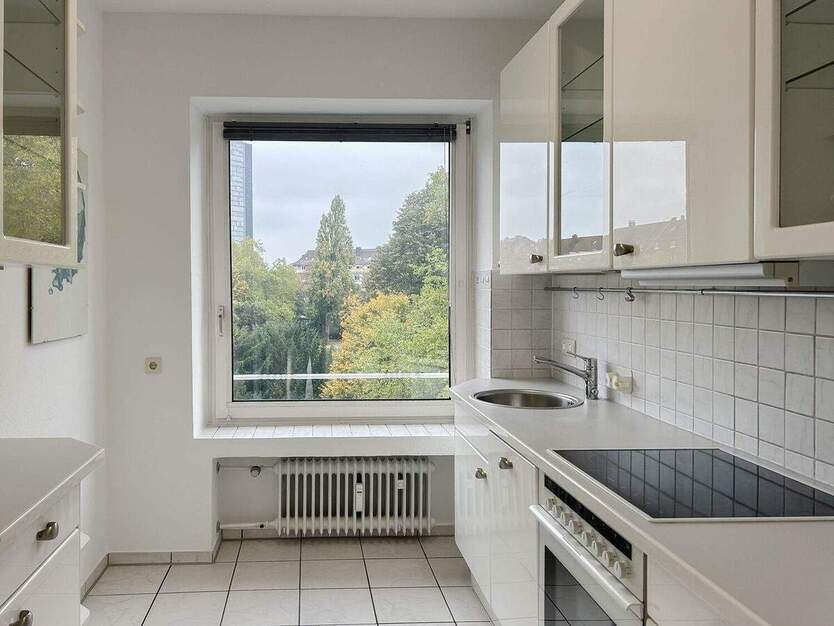 Lichtdurchflutete Wohnung mit grünem Ausblick in Top Lage 3 zimmer