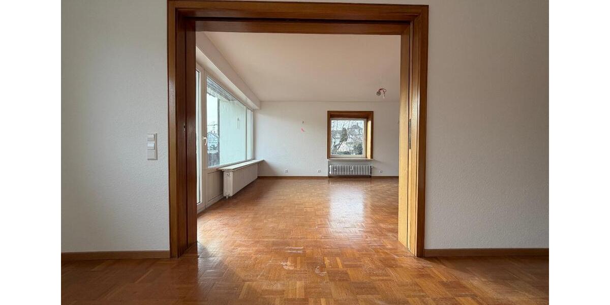 Etagenwohnung Villingen-Schwenningen Schwenningen - 4 Zimmer, 108 m&sup2;, 1.095&euro; | Angebot:24683254