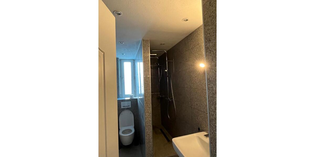 Wohnen auf Zeit Düsseldorf Stadtbezirk 3 - 1 Zimmer, 12 m&sup2;, 580&euro; | Angebot:26656271