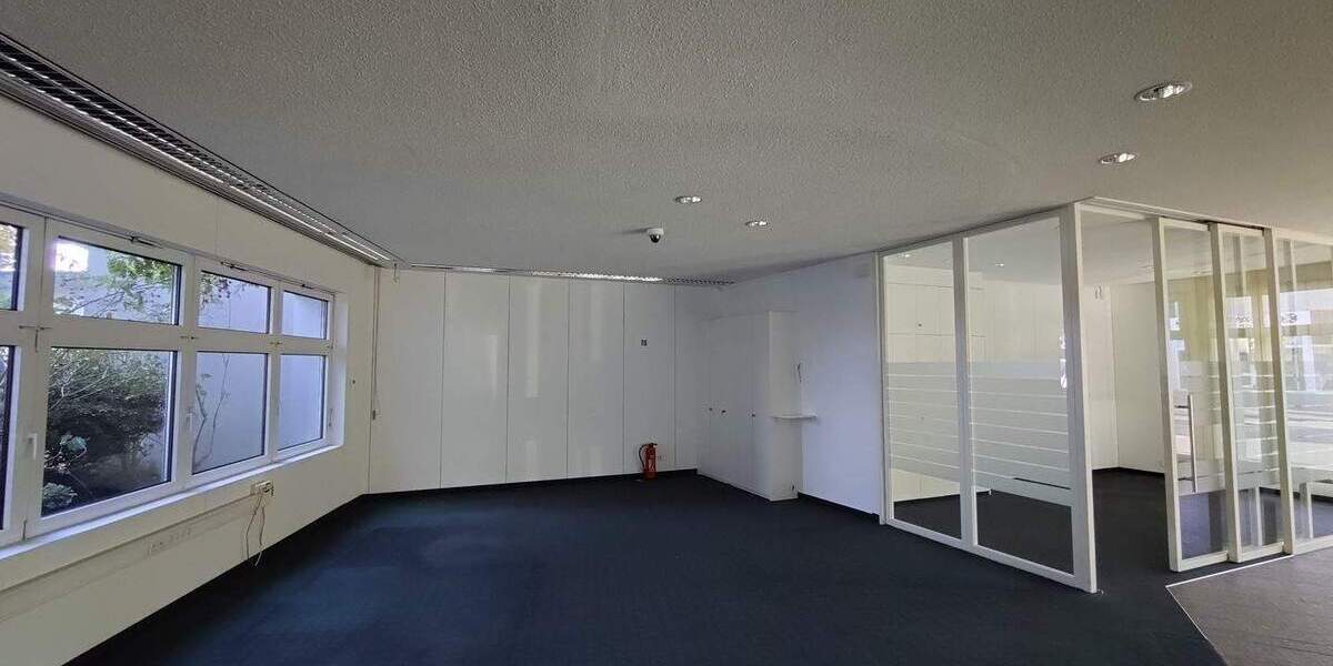 Gewerbeobjekt Remscheid Nord - 5 Zimmer, 257 m&sup2;, 2.190&euro; | Angebot:24027043