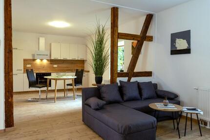 Wohnung Saalfeld (Saale) - 2 Zimmer, 50 m&sup2;, 500&euro; | Angebot:27638041