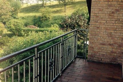 Gemütliche 3-Zimmer-Dachgeschosswohnung in Owingen zu vermieten zimmer