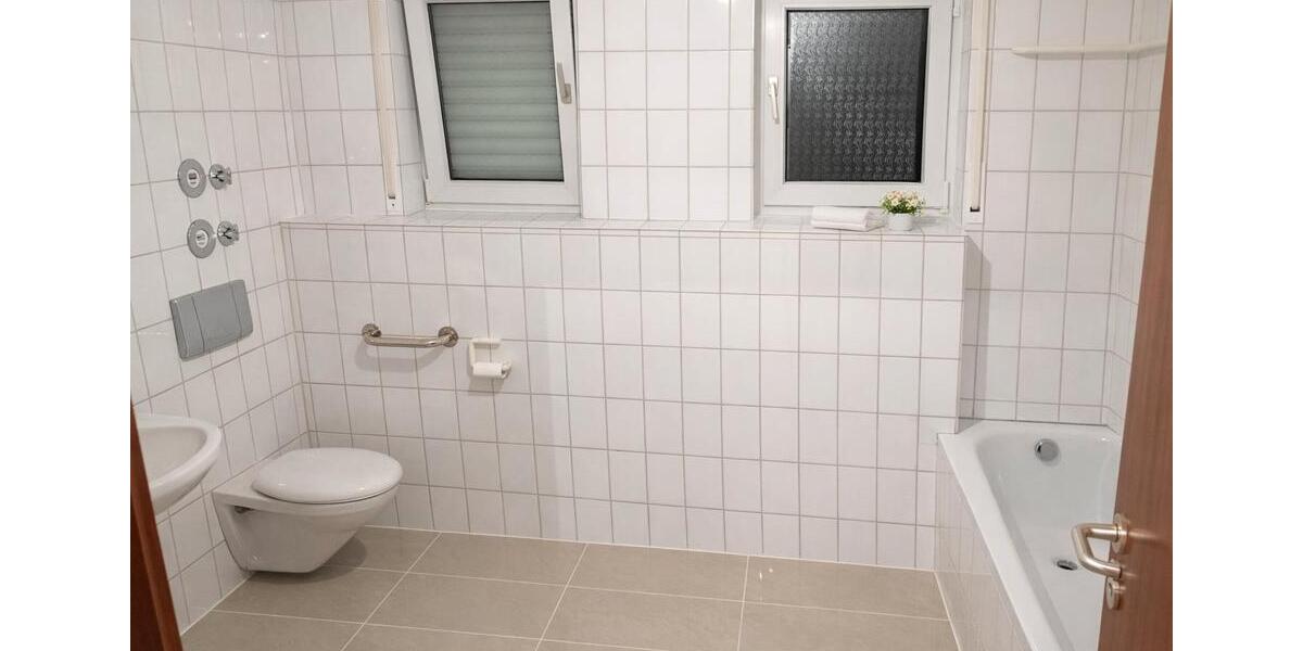 Etagenwohnung Rastatt - 3.5 Zimmer, 90 m&sup2;, 1.000&euro; | Angebot:26253154