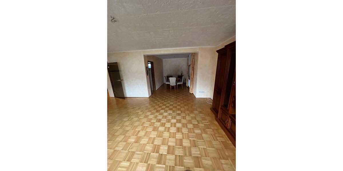 Etagenwohnung Hofgeismar - 2 Zimmer, 82 m&sup2;, 950&euro; | Angebot:25756787