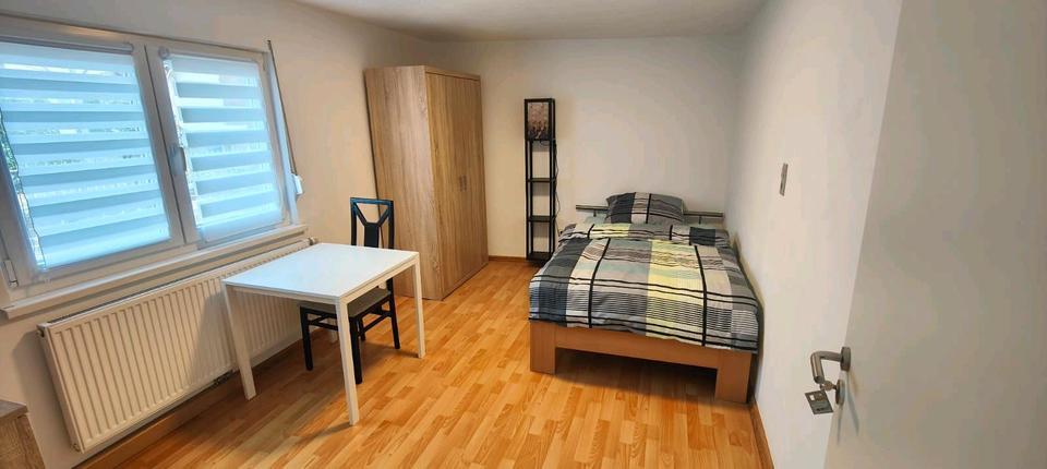 Zimmer frei