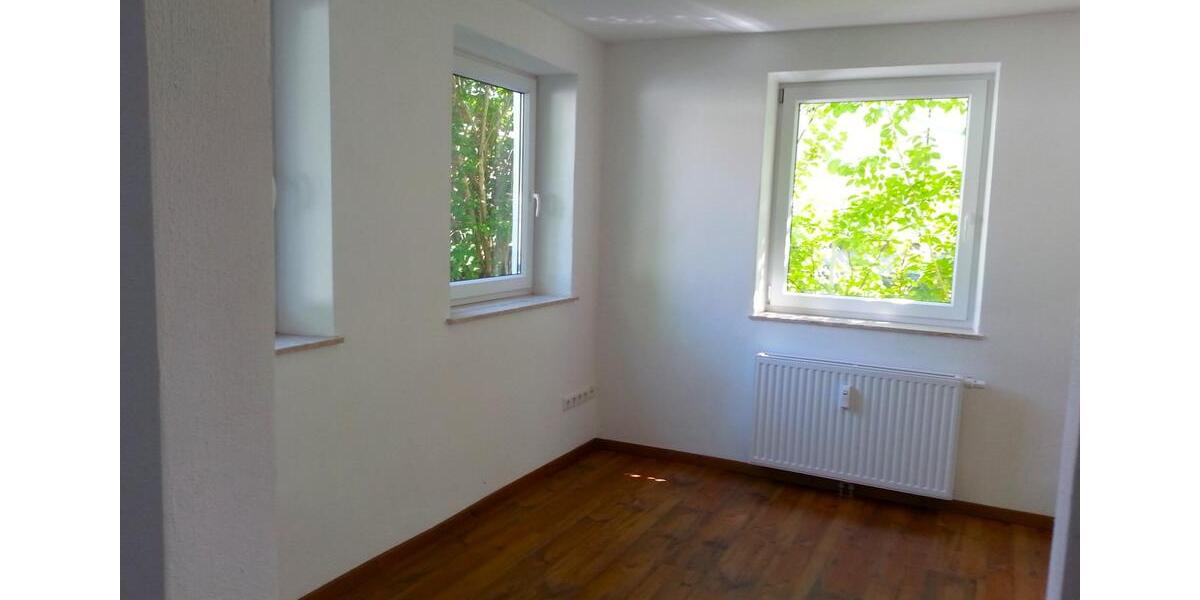 Doppelhaushälfte mit 5 Zimmern in Wolfersdorf 5 zimmer