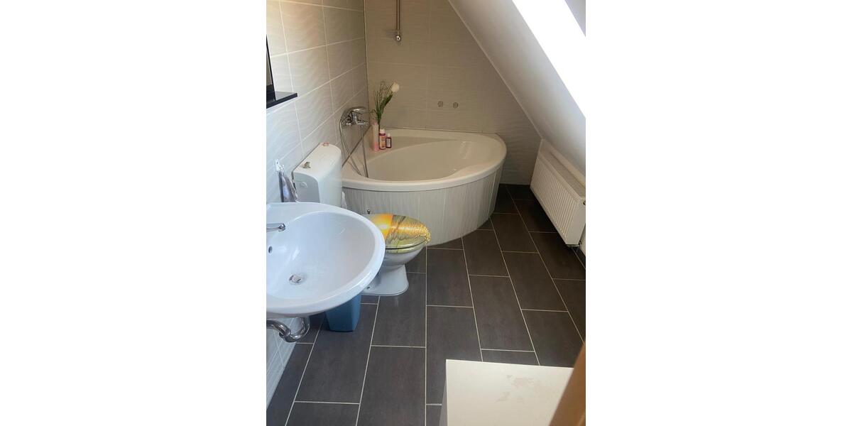 Maisonettenwohnung Bad Hersfeld - 4 Zimmer, 100 m&sup2;, 1.100&euro; | Angebot:26234371