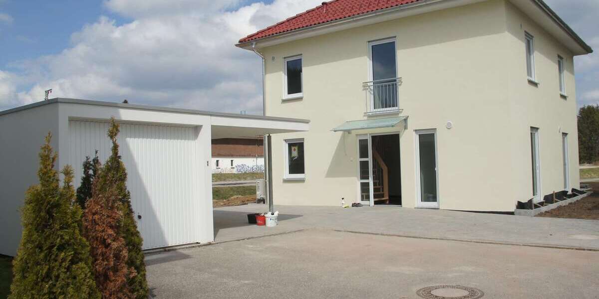 Einfamilienhaus Titisee - Neustadt Neustadt - 4.5 Zimmer, 134 m&sup2;, 1.600&euro; | Angebot:25752336