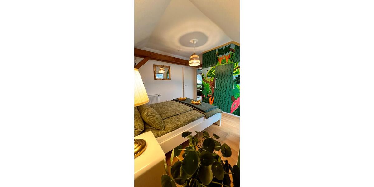 Dachgeschoßwohnung Augsburg - 2 Zimmer, 70 m&sup2;, 2.100&euro; | Angebot:27550162