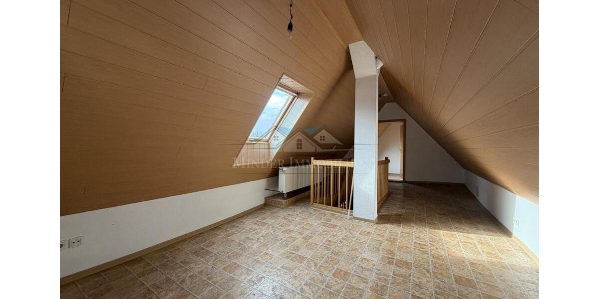 Einfamilienhaus Butzbach - 5 Zimmer, 120 m&sup2;, 1.100&euro; | Angebot:25637817