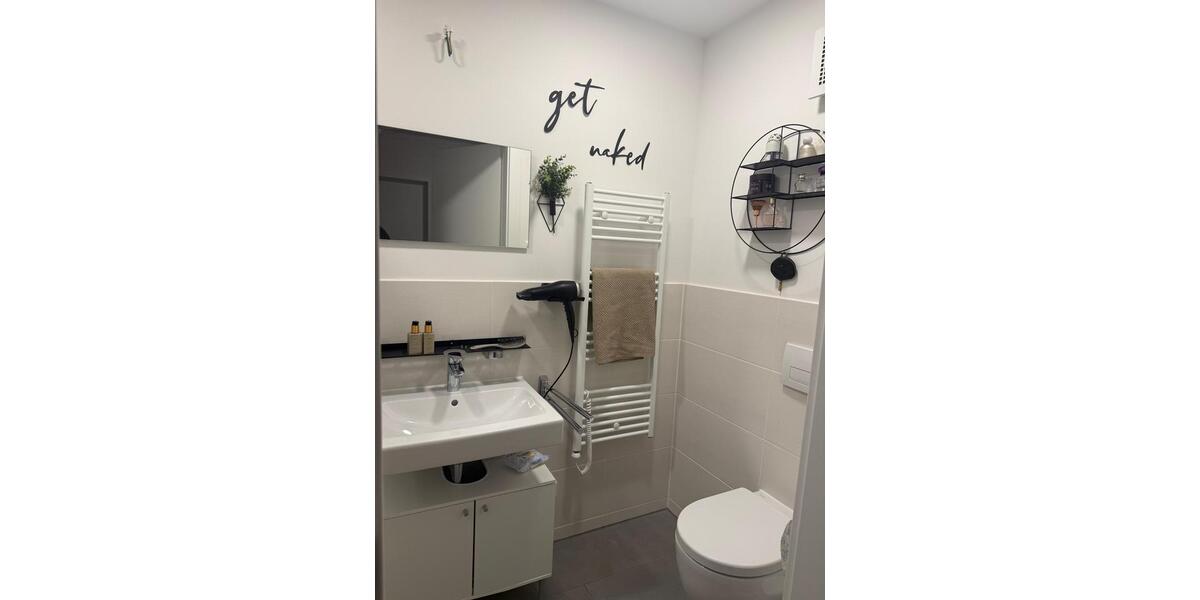 Etagenwohnung Erfurt - 4 Zimmer, 120 m&sup2;, 930&euro; | Angebot:25070057