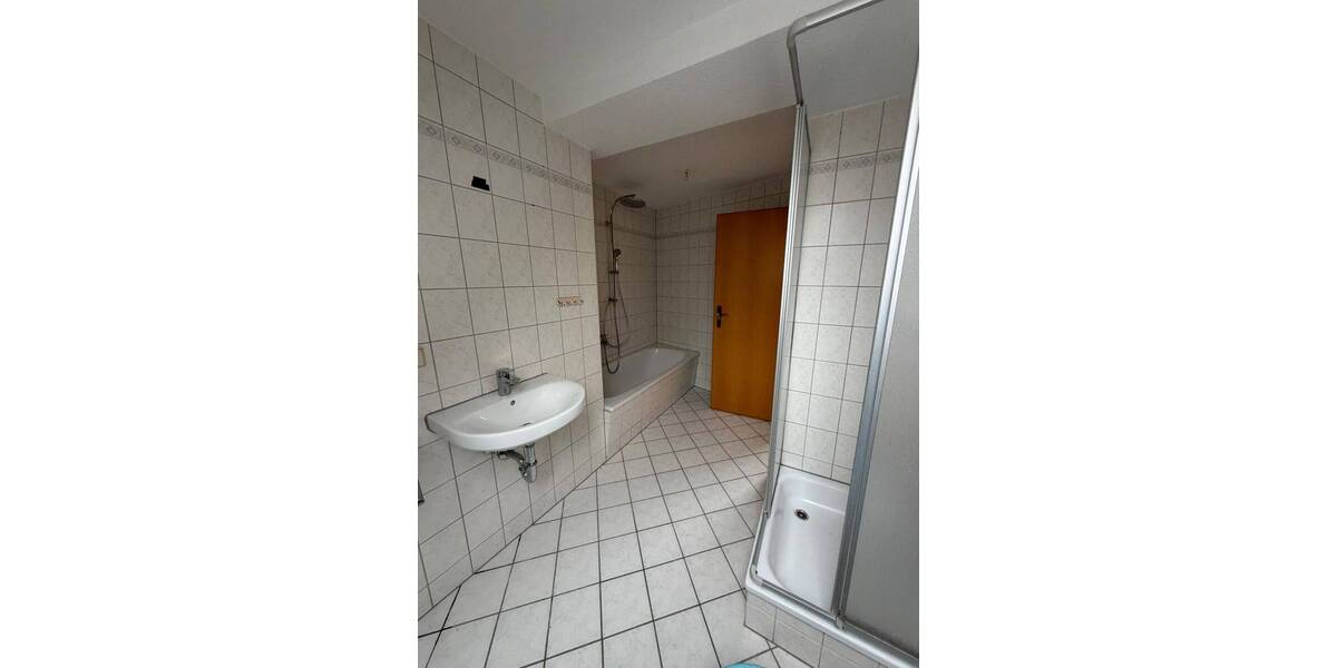 Etagenwohnung Gera Ostviertel - 4 Zimmer, 110 m&sup2;, 772&euro; | Angebot:26740550
