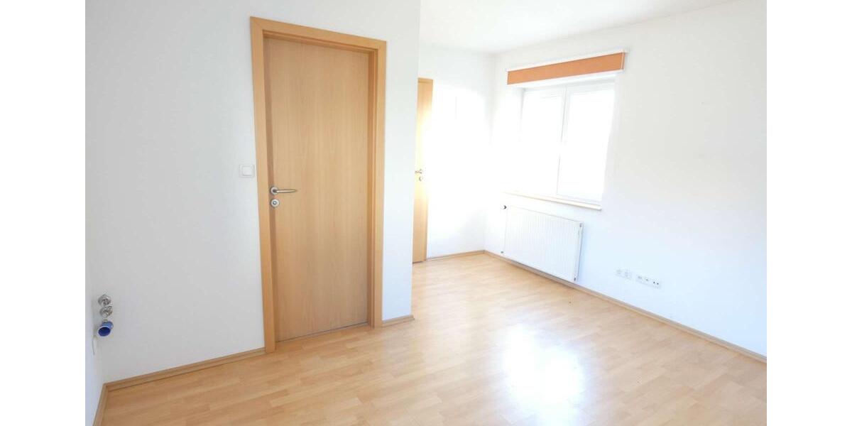 Helles 1-Zimmer-Appartement in Bahnhofsnähe in Rödental! 1 zimmer