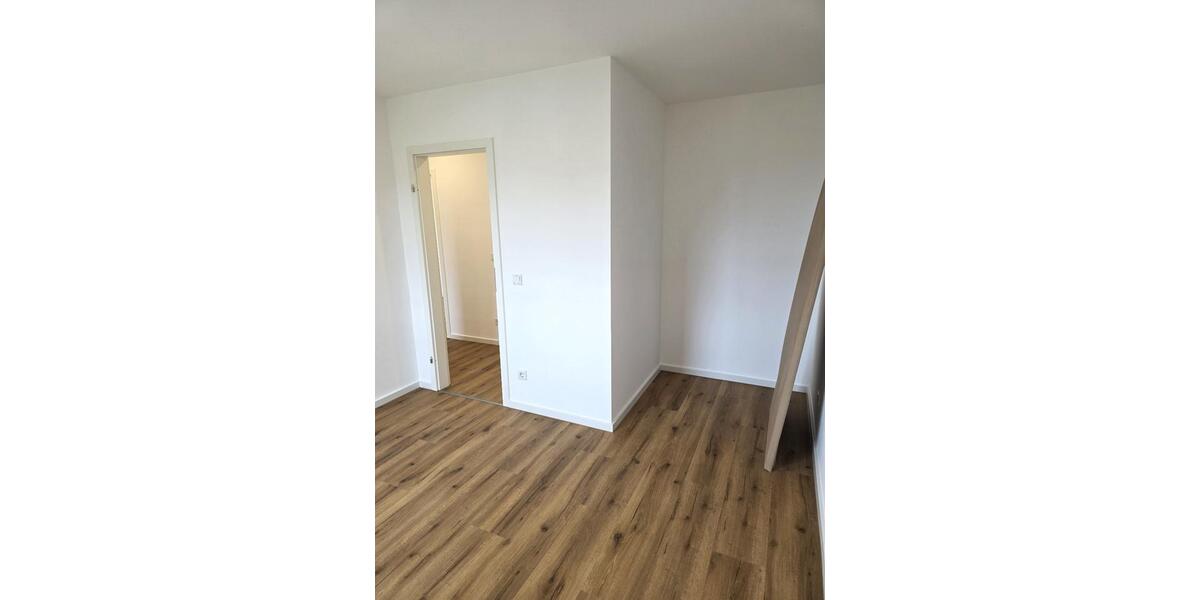 Erdgeschoßwohnung Höhr-Grenzhausen Grenzhausen - 5 Zimmer, 120 m&sup2;, 1.150&euro; | Angebot:25925118