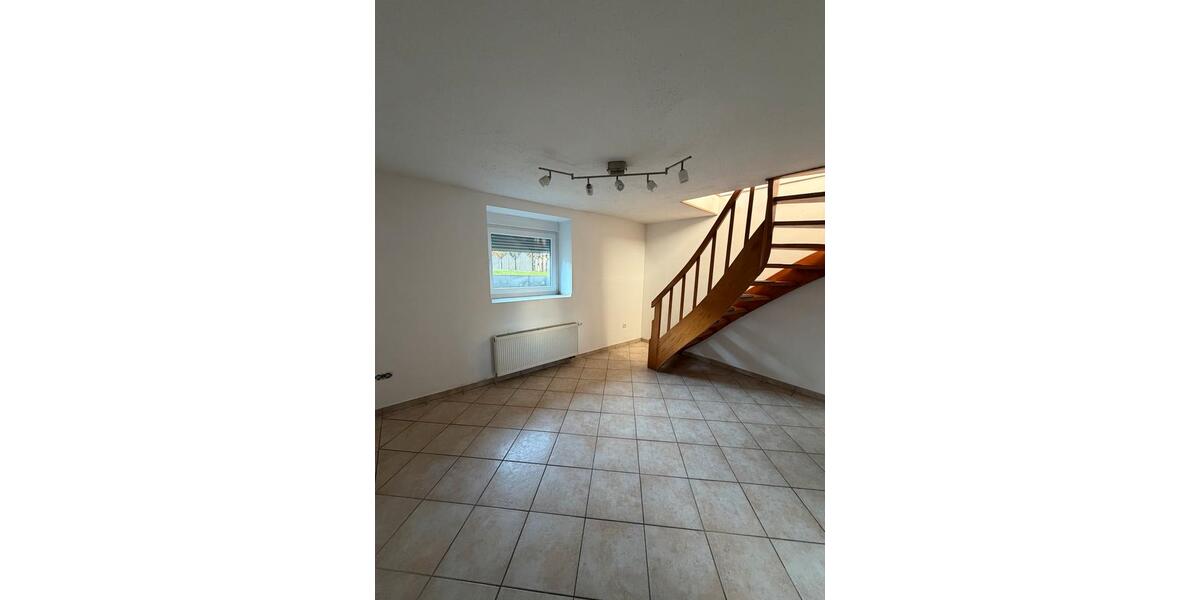 Etagenwohnung Nümbrecht - 3 Zimmer, 80 m&sup2;, 780&euro; | Angebot:26150885