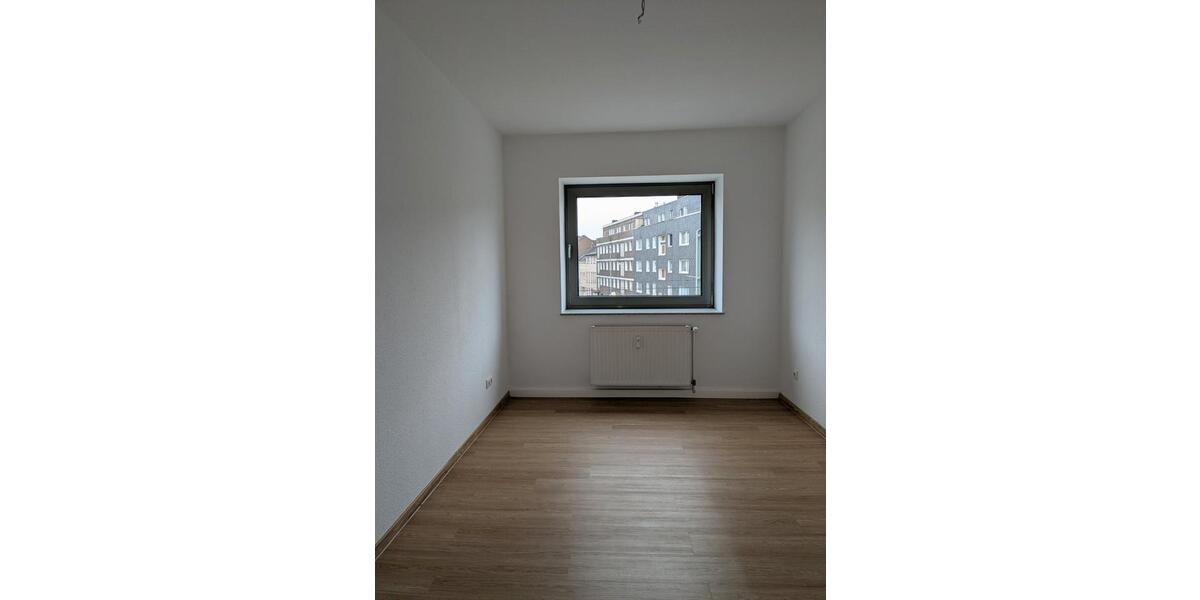 Etagenwohnung Duisburg Duisburg-Mitte - 3 Zimmer, 69 m&sup2;, 600&euro; | Angebot:26491201