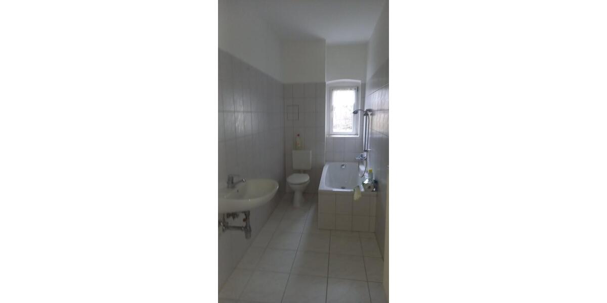 Etagenwohnung Forst (Lausitz) - 3 Zimmer, 76 m&sup2;, 475&euro; | Angebot:24842173