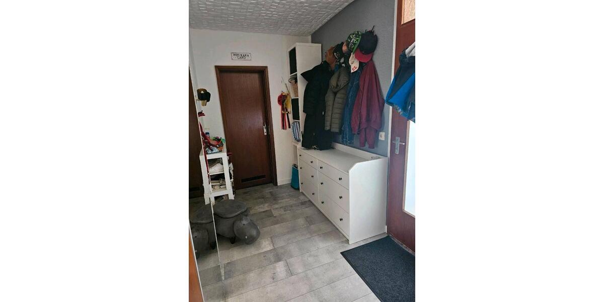 Erdgeschoßwohnung Renningen - 4 Zimmer, 90 m&sup2;, 1.080&euro; | Angebot:25923498