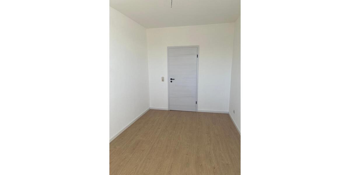 Etagenwohnung Glauchau - 2 Zimmer, 51 m&sup2;, 400&euro; | Angebot:26512370