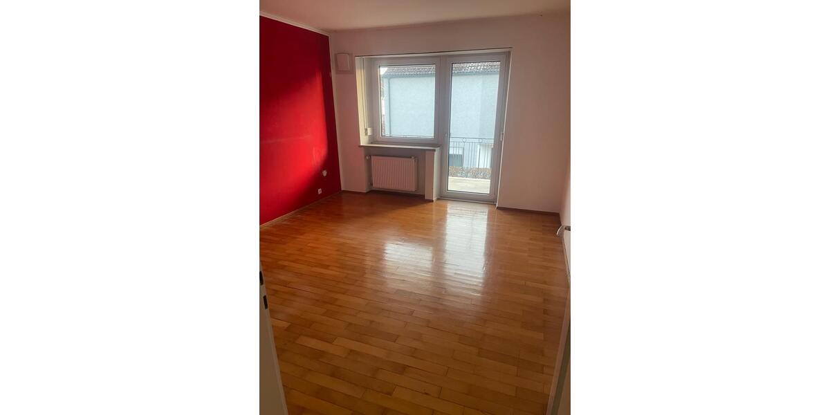 Etagenwohnung Gersthofen - 2 Zimmer, 70 m&sup2;, 1.300&euro; | Angebot:24729585