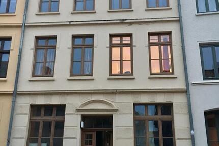 1 12 Zimmer Single Wohnung Wismar Altstadt zum 1.1.2026 1 zimmer